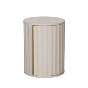 Lily RHF Bedside