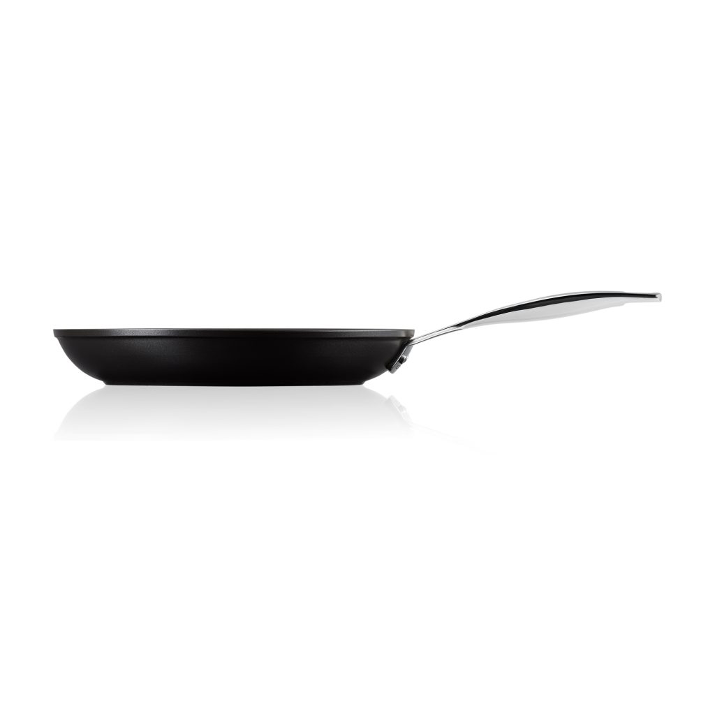 Le Creuset Toughened Non-Stick Shallow Frying Pan - Image 3
