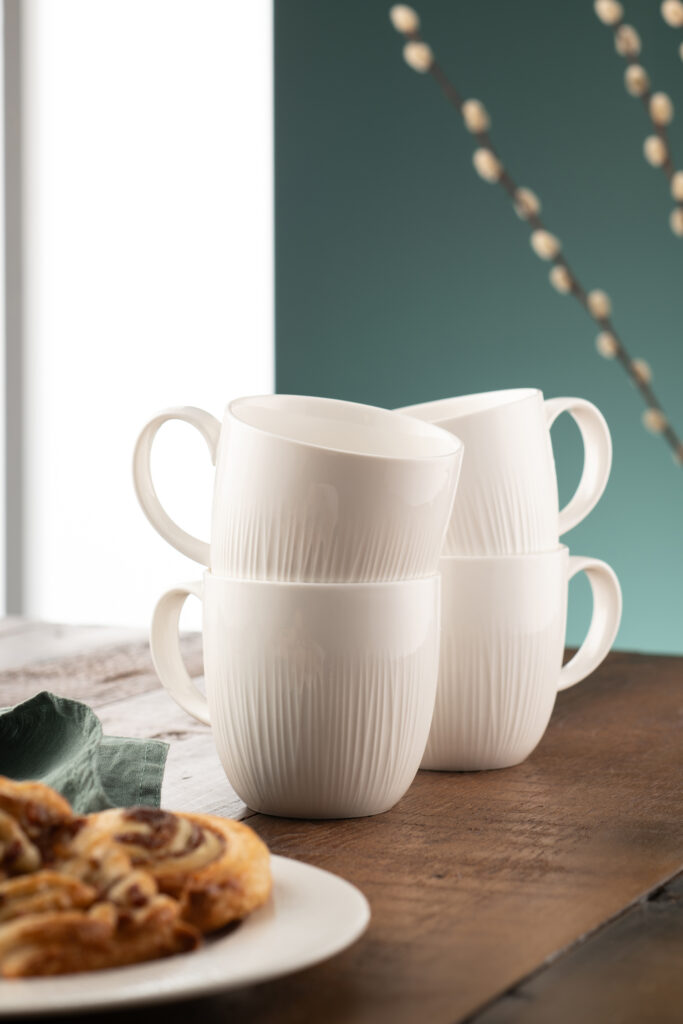 Belleek Erne Set of 4 Mugs - Image 2